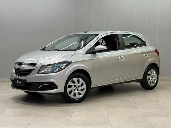 CHEVROLET ONIX 1.4 MPFI LT 8V FLEX 4P MANUAL